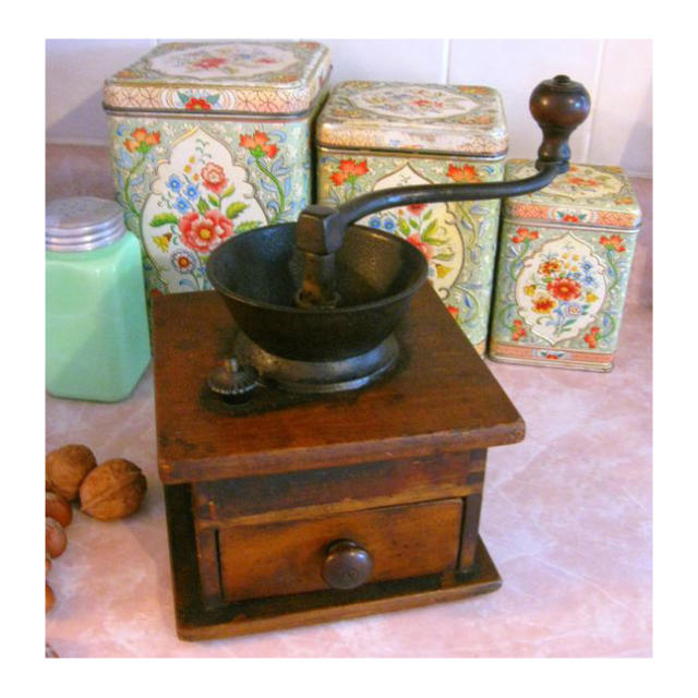 Vintage Kitchen Items Mama Will Remember