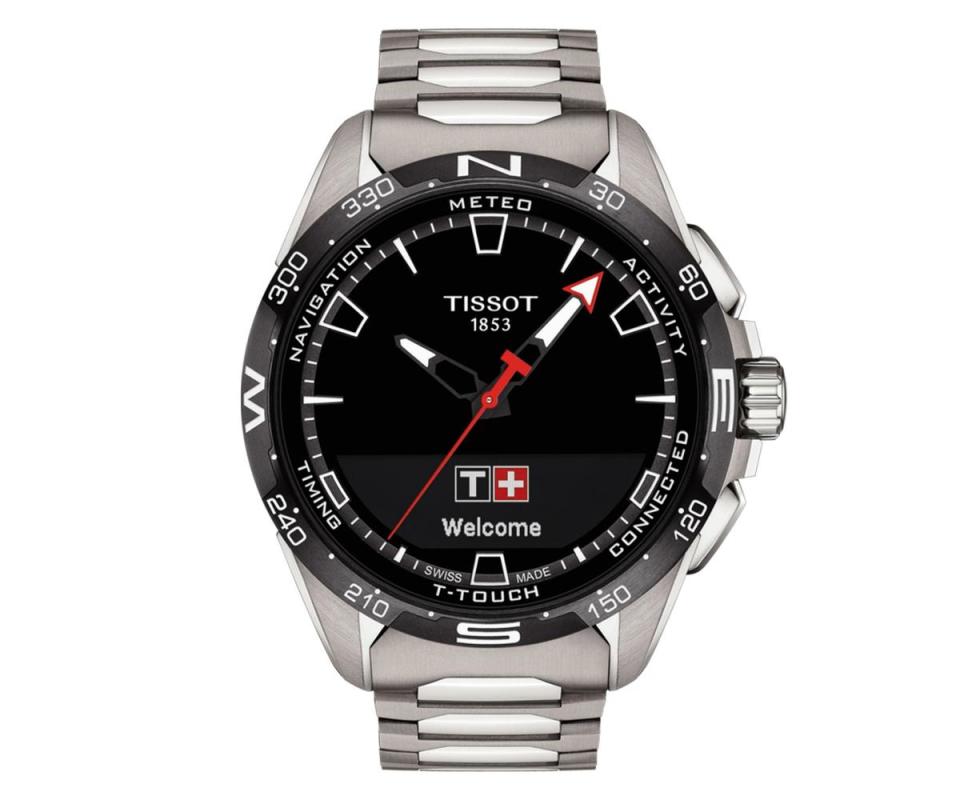 T-Touch太陽能智慧錶，47mm鈦金屬錶殼，陶瓷錶圈，防水100米。建議售價NT$36,200。
