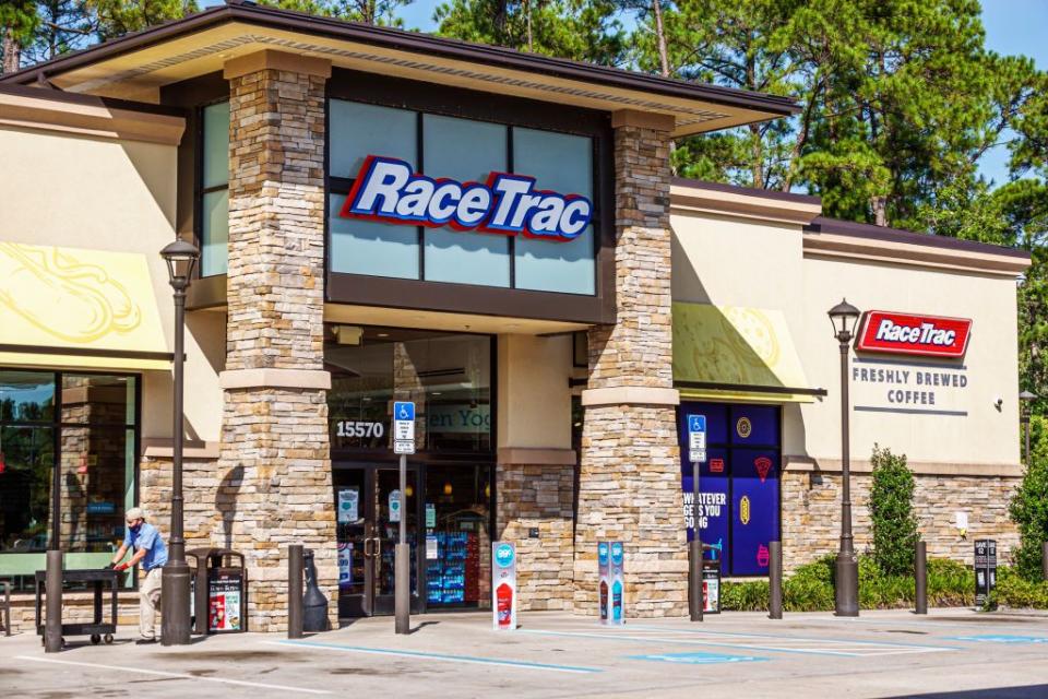 20) RaceTrac