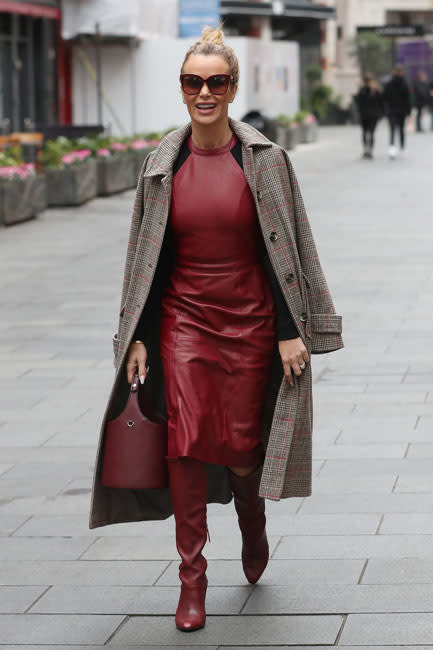 amanda-holden-red-dress