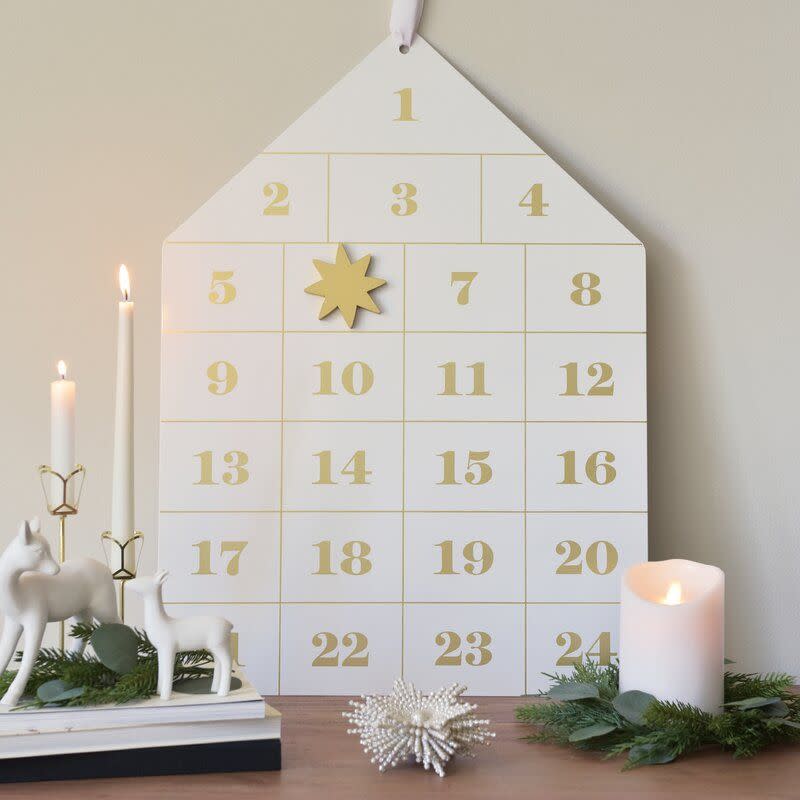 22) Glam Advent Calendar Set