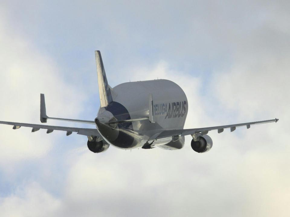 The BelugaST taking off from Toulouse.