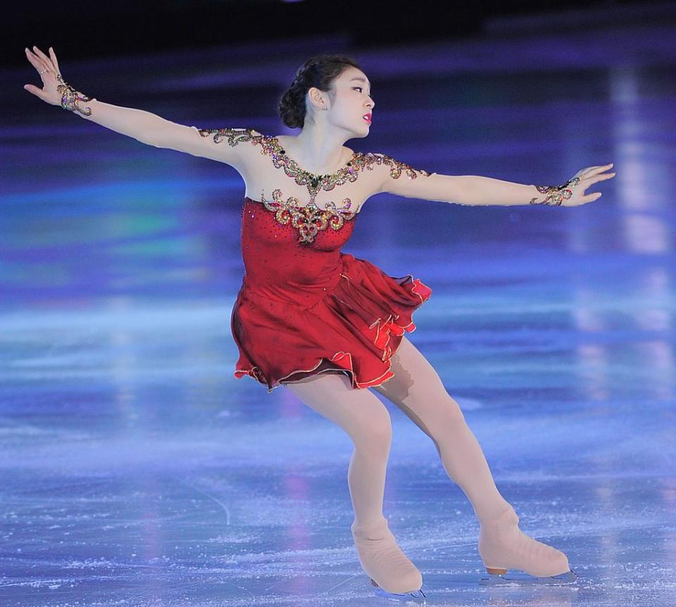 金妍兒在韓國國民心中是個傳奇  SEOUL, SOUTH KOREA - MAY 06: Kim Yu-Na performs onstage during the All That Skate 2014 at Olympic Park on May 6, 2014 in Seoul, South Korea. (Photo by The Chosunilbo JNS/Multi-Bits via Getty Images)