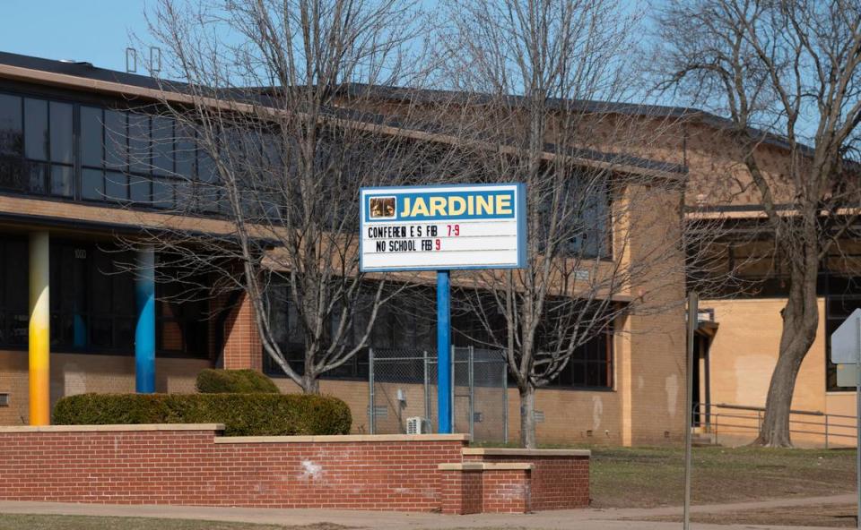 Jardine Middle School is at at 3550 E. Ross Parkway, near Pawnee and Oliver.