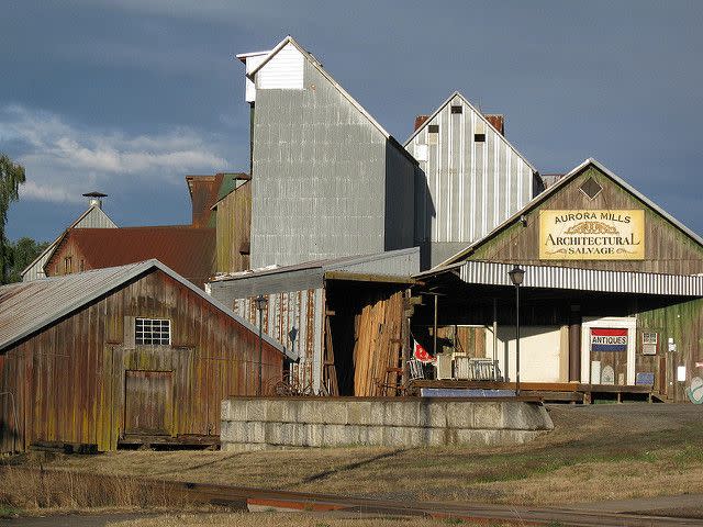 <p>Only 25 minutes from Portland is this antique-filled town, which was originally founded as a <a href="http://auroracolony.com/wp/about/" rel="nofollow noopener" target="_blank" data-ylk="slk:Utopian society;elm:context_link;itc:0;sec:content-canvas" class="link ">Utopian society</a>. Now, it's a utopia of <a href="http://auroracolony.com/wp/shops-services/" rel="nofollow noopener" target="_blank" data-ylk="slk:dozens of antique, vintage, and specialty shops;elm:context_link;itc:0;sec:content-canvas" class="link ">dozens of antique, vintage, and specialty shops</a>. </p><p><a href="https://flic.kr/p/6YrxtM" rel="nofollow noopener" target="_blank" data-ylk="slk:Photo via Flickr;elm:context_link;itc:0;sec:content-canvas" class="link "><em>Photo via Flickr </em></a></p>