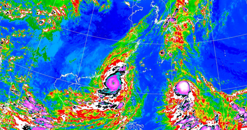 海葵颱風潮台灣逼近，可能增強為中度颱風。（圖／中央氣象局）