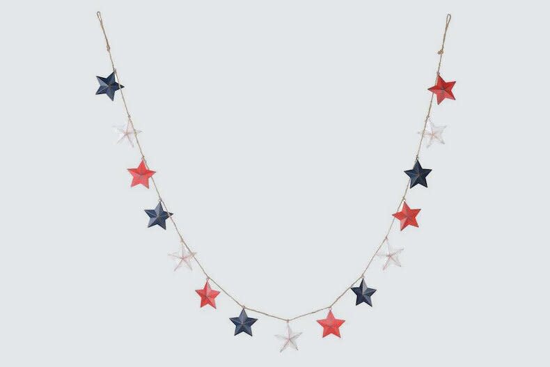 Ashland 6ft. Metal Stars Garland