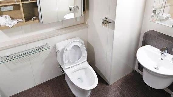 許多網友一致表示，會觀察對方的浴廁是否乾淨。（示意圖／Pixabay）