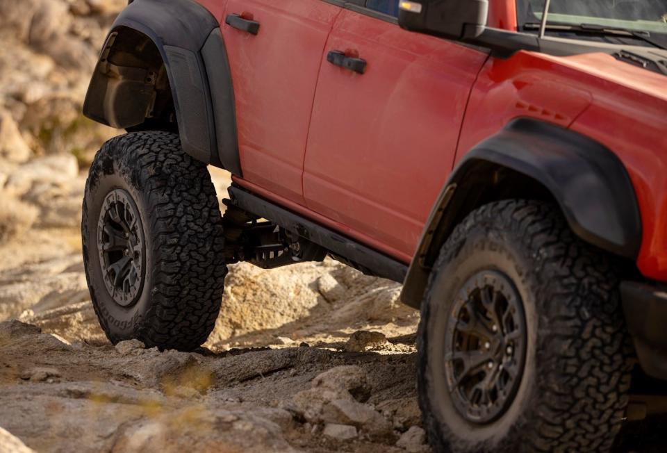 2022 Ford Bronco Raptor.