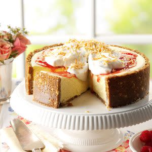 Lime Raspberry Pie With Coconut Cream Exps Hc16 187119 C07 06 7b 1