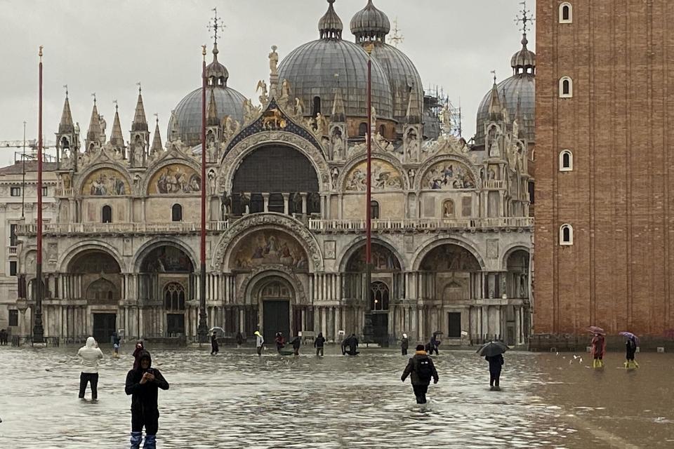A view towards the Basilica di San Marco in San Marco square which remains covered in flood water days after the second highest tide since 1966 on November 15, 2019 in Venice, Italy. More than 80 percent of the city was flooded after Tuesday's high tide of 187cm, the highest level in more than 50 years, leading the government to declare a state of emergency. A second high tide on Friday meant that the iconic St. Mark's Square would remain closed, along with many shops and schools. (Photo by Vittorio Zunino Celotto/Getty Images)