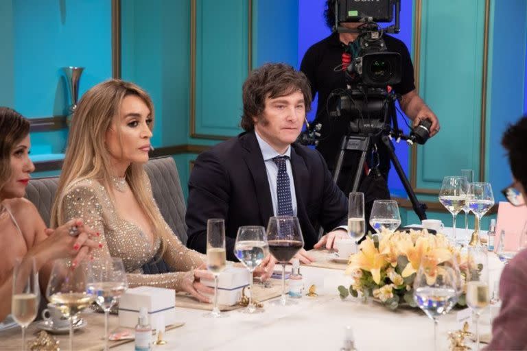 Como la primera vez que se vieron, Fátima Florez y Milei volverán a la mesa de Mirtha, pero esta vez solos