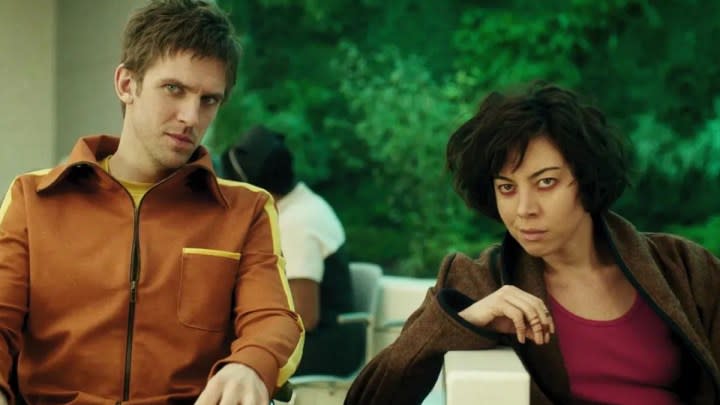 Dan Stevens and Aubrey Plaza in Legion.