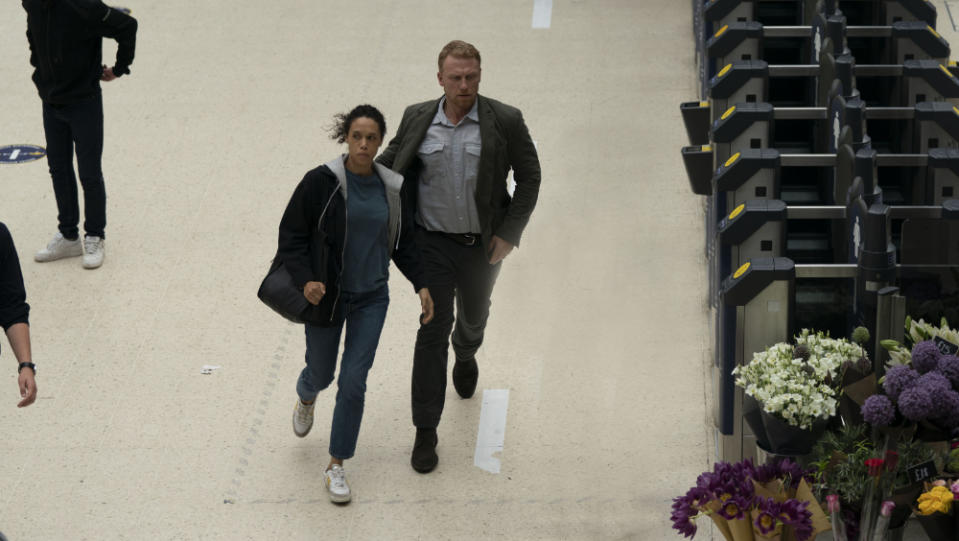 Kevin McKidd, Vinette Robinson – “Six Four”