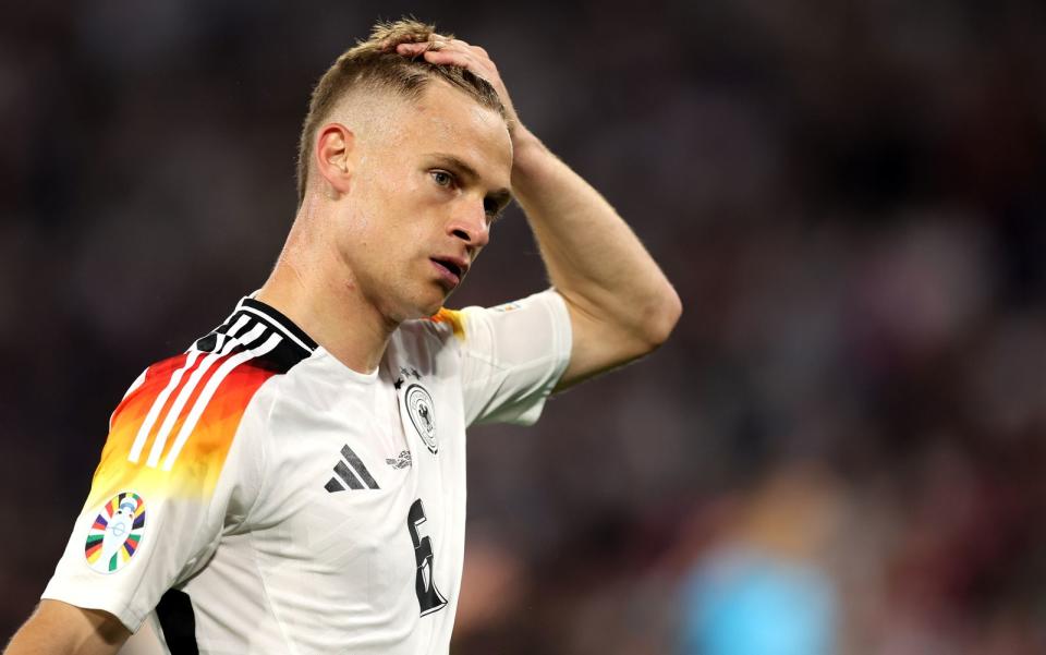 Joshua Kimmich spielt bei der EM bislang einen meist überzeugenden Rechtsverteidiger. (Bild: 2024 Getty Images/Carl Recine)