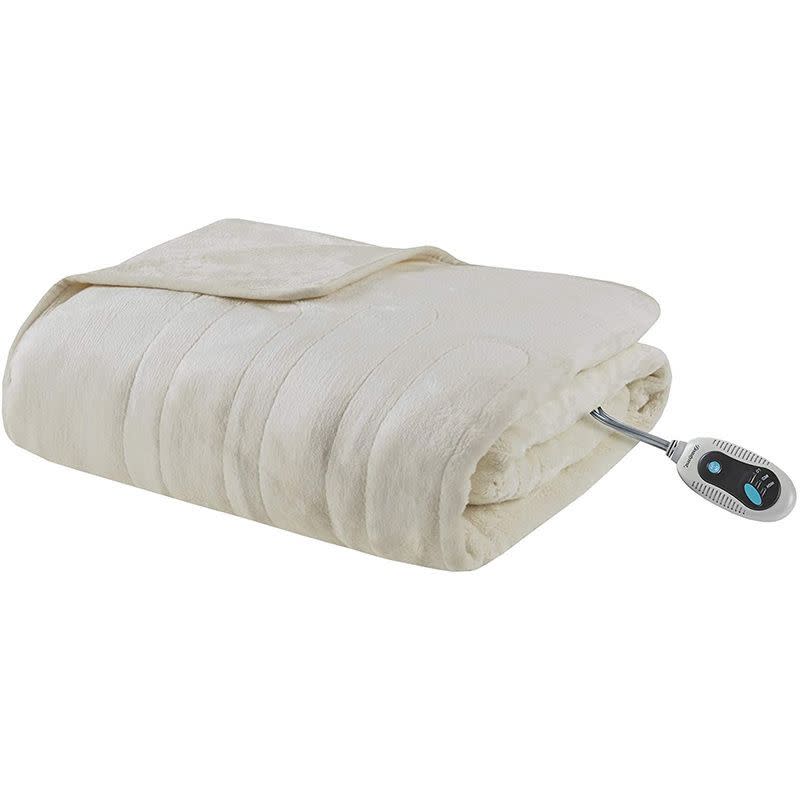 7) Foot Pocket Plush Electric Blanket