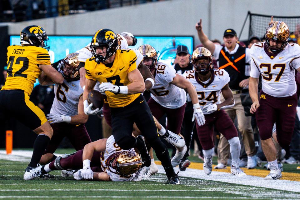 Iowa defensive back Cooper DeJean (3)