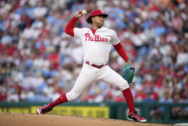 Phillies Nation Perfect Season: Despite rain delay, Lee throws 8 strong  innings in win over Cubs  Phillies Nation - Your source for Philadelphia  Phillies news, opinion, history, rumors, events, and other fun stuff.