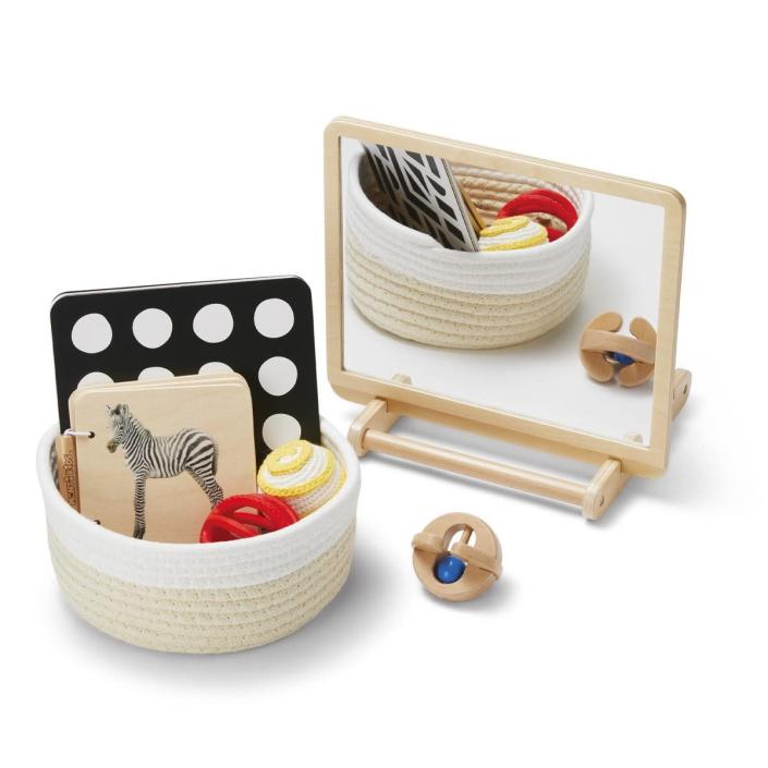 Montessori Newborn Kit