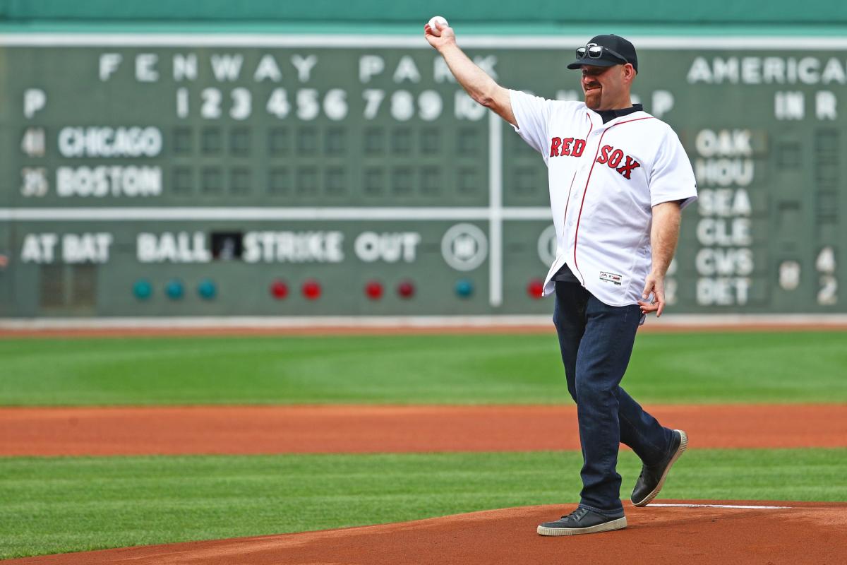 Red Sox star Kevin Youkilis reportedly engaged to Tom Brady's sister 