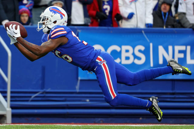 Top photos from Buffalo Bills' 35-23 win over New England Patriots