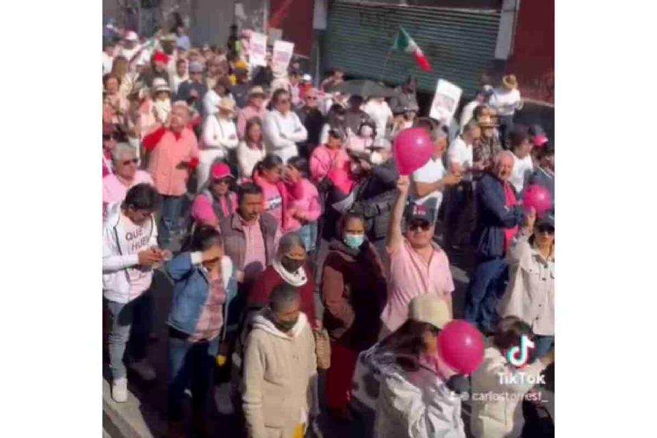 marcha democracia puebla