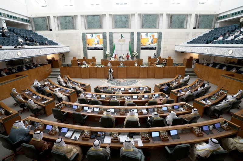 Kuwait's new emir attends parliament session