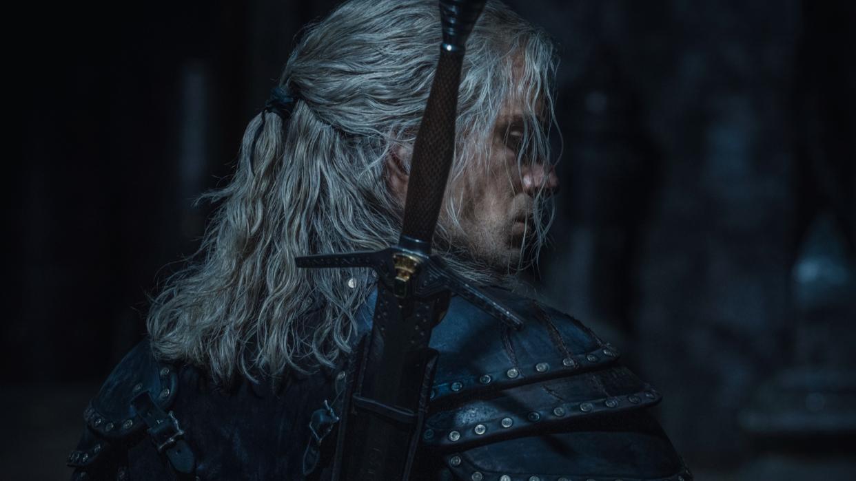  Henry Cavill in The Witcher / Liam Hemsworth in Poker Face 