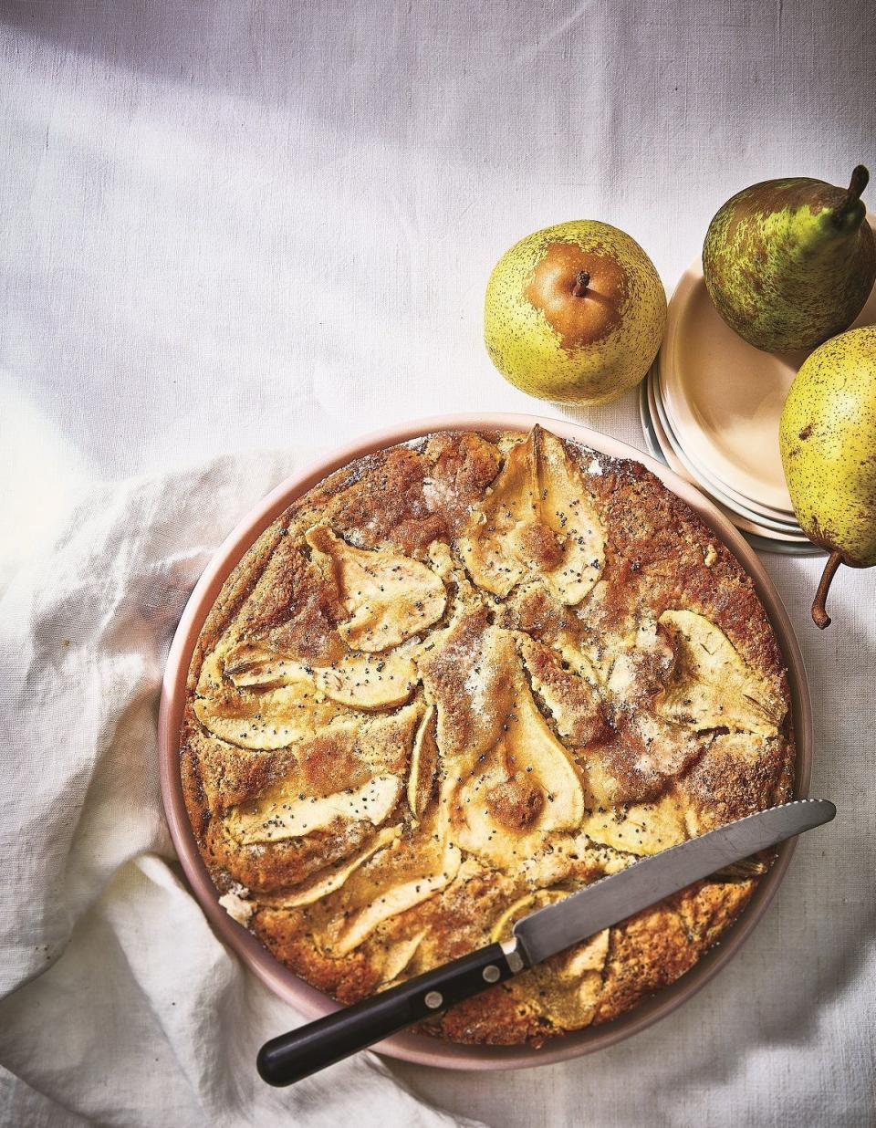 Gâteau moelleux aux poires et graines de pavot