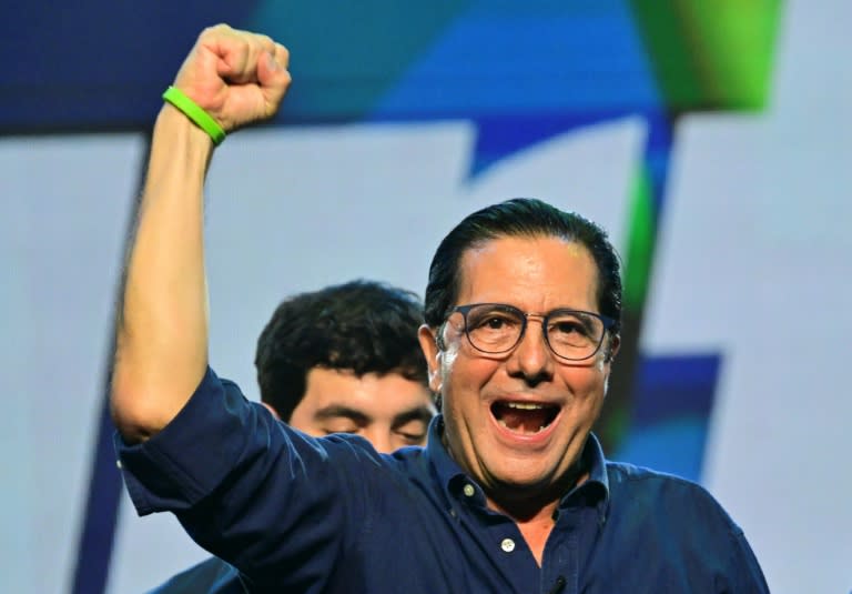 El expresidente de Panamá (2004-2009), Martín Torrijos, duante su cierre de campaña en Ciudad de Panamá, el 27 de abril de 2024 (MARTIN BERNETTI)