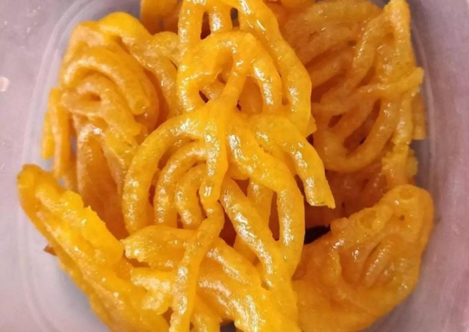 <p>Cookpad</p><p>Crispy air-fried jalebi made with soy flour and puffed rice.</p><p><strong>Get the recipe here: <a href="https://cookpad.com/us/recipes/5461232-air-fried-jalebi-from-soya-flour-puffed-rice" rel="nofollow noopener" target="_blank" data-ylk="slk:Air-Fried Jalebi;elm:context_link;itc:0;sec:content-canvas" class="link ">Air-Fried Jalebi</a></strong></p>