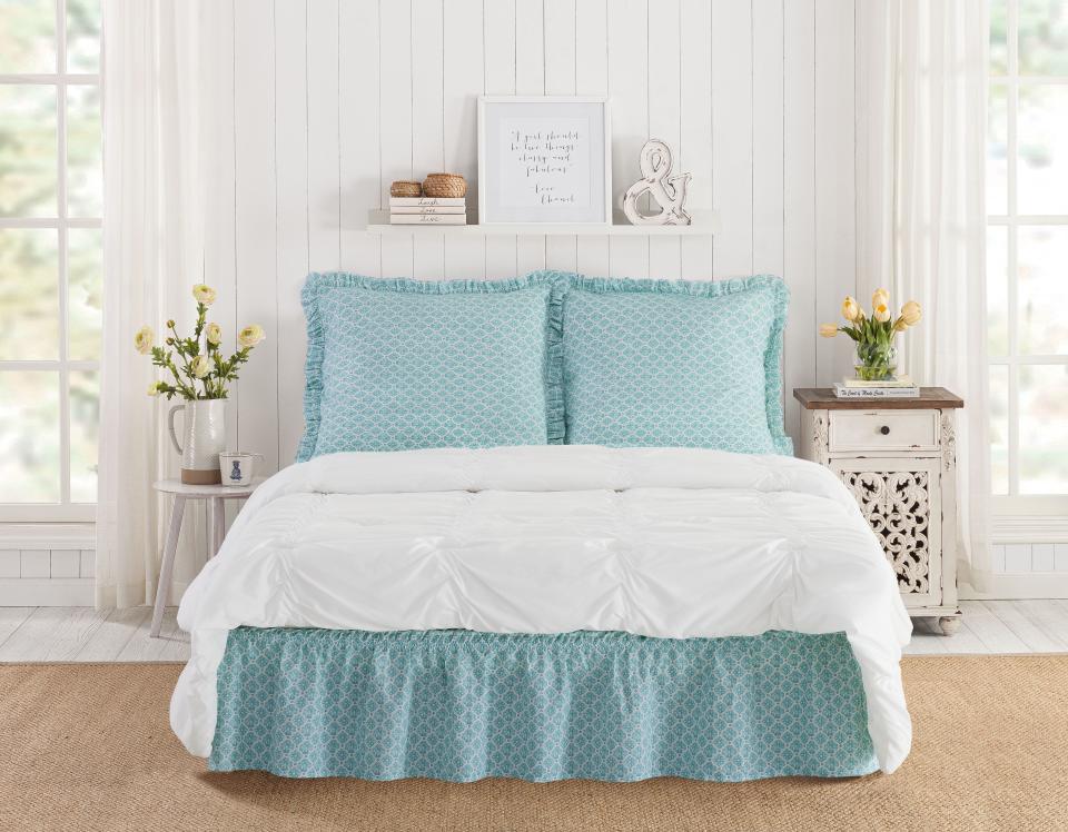 <p><a href="https://go.redirectingat.com?id=74968X1596630&url=https%3A%2F%2Fwww.walmart.com%2Fip%2FThe-Pioneer-Woman-Teal-Cotton-Washy-Trellis-3-Piece-Bedskirt-and-Sham-Set%2F950479959&sref=https%3A%2F%2Fwww.thepioneerwoman.com%2Fproducts%2Fa60513818%2Fthe-pioneer-woman-bedskirt-sham-set-sale-2024%2F" rel="nofollow noopener" target="_blank" data-ylk="slk:Shop Now;elm:context_link;itc:0;sec:content-canvas" class="link ">Shop Now</a></p><p>The Pioneer Woman Teal Cotton Washy Trellis 3-Piece Bedskirt and Sham Set</p><p>walmart.com</p><p>$6.90</p>