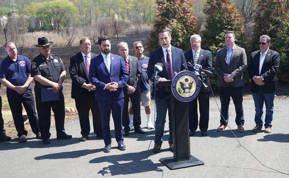 N.Y. State Assemblyman Ken Zebrowski offers comments during a press conference on Hazen Ln. in Congers addressing fires along the CSX tracks in Rockland County.  Friday, April 21, 2023. 