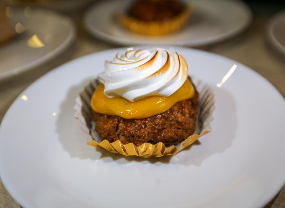 humble bakery - lemon curd earl grey meringue scone