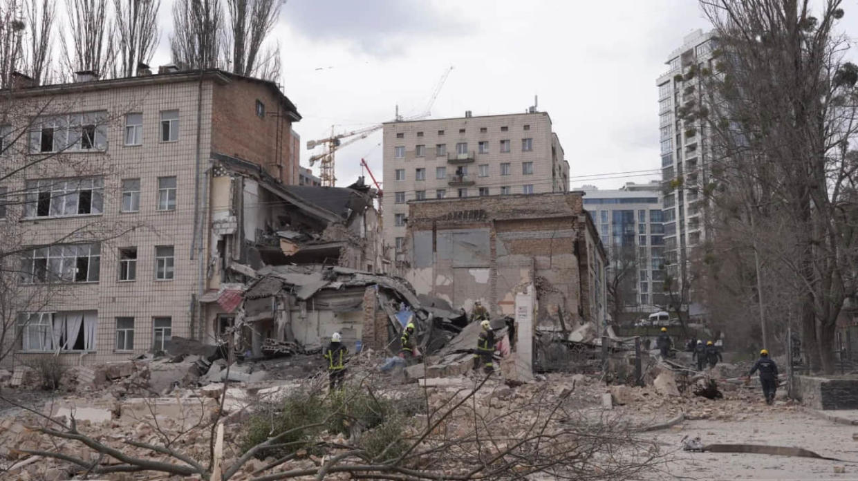 Aftermath of Russian attack on Kyiv on 25 March. Website of the Ukrainian Ministry of Culture