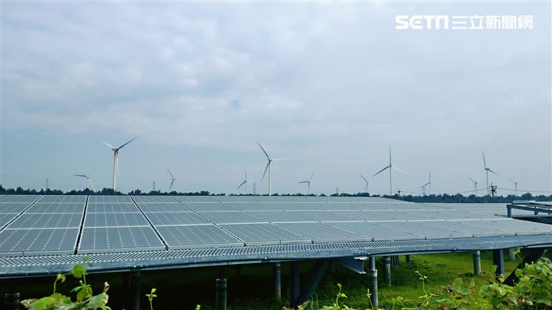 雲林麥寮天機太陽能電廠，第一期已於2021年3月完工，裝置容量26MW．（圖／記者戴玉翔攝影）