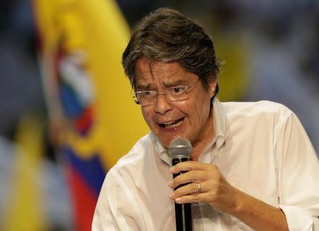 CREO party presidential candidate Guillermo Lasso gives a speech to supporters during a closing campaign rally in Guayaquil, Ecuador, March 30, 2017. REUTERS/Henry Romero