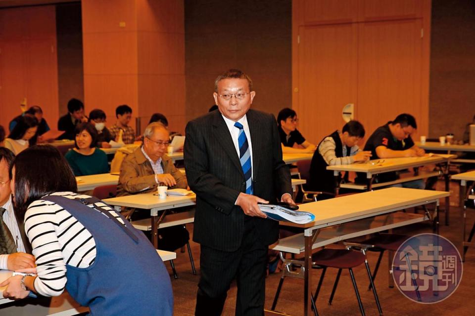 大洋僑果董事長陳清福是穎川建忠家族老臣，是穎川家族資產管理方面的要角。