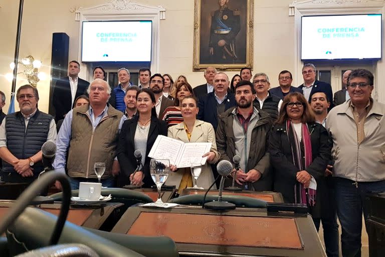 Diputados y senadores de la provincia de Corrientes hicieron un llamado a la unidad nacional
