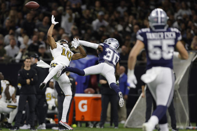 Demario Davis of the New Orleans Saints defends during a game