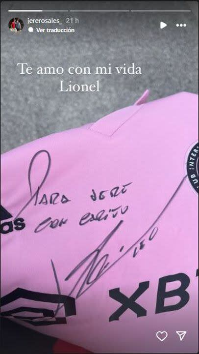 La camiseta autografiada por Lionel Messi. Captura: @jererosales_