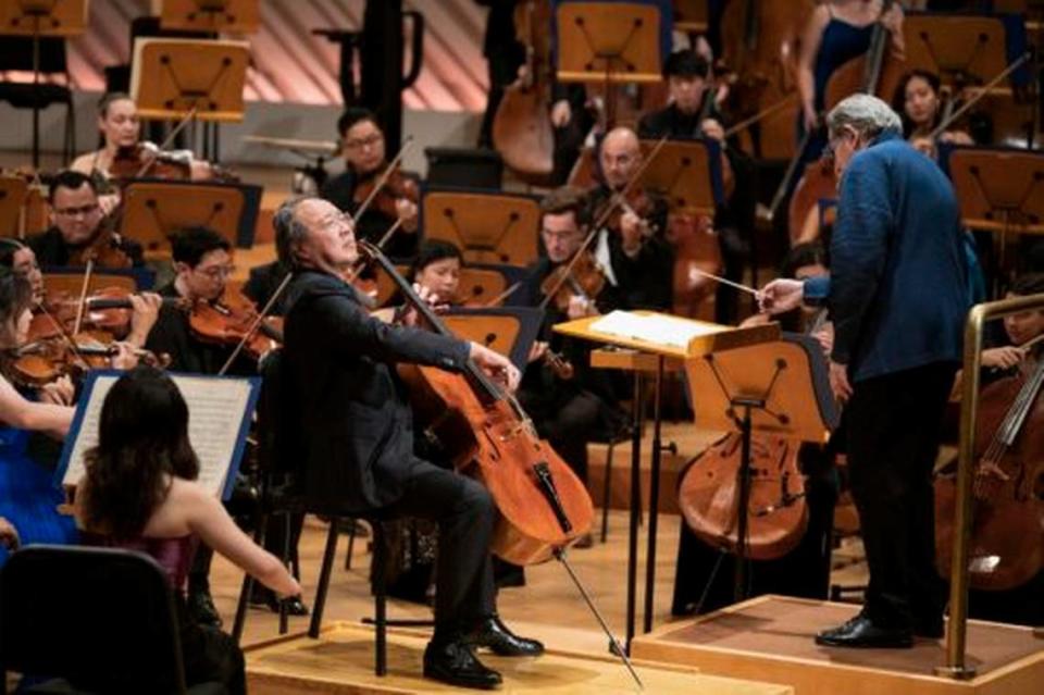 Michael Tilson Thomas at the podium conducting New World Symphony with guest cellist Yo-Yo Ma in March of 2023 at a gala in Tilson Thomas’s honor at New World Center. (Photo courtesy of Kristin Pulido, Blooming Photo Co.)