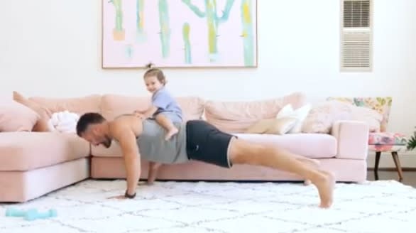 Sam says flexible workouts is a parent’s ticket to fitness. photo: Instagram/samjameswood
