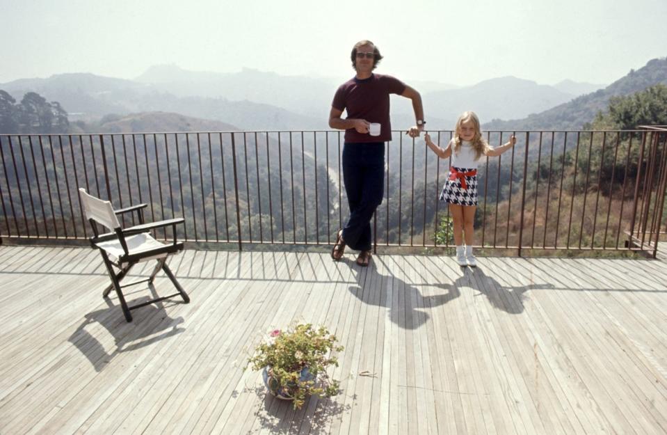 <p>Jack Nicholson and his daughter Jennifer stand on the deck of their Franklin Canyon home in L.A. in 1969.</p>