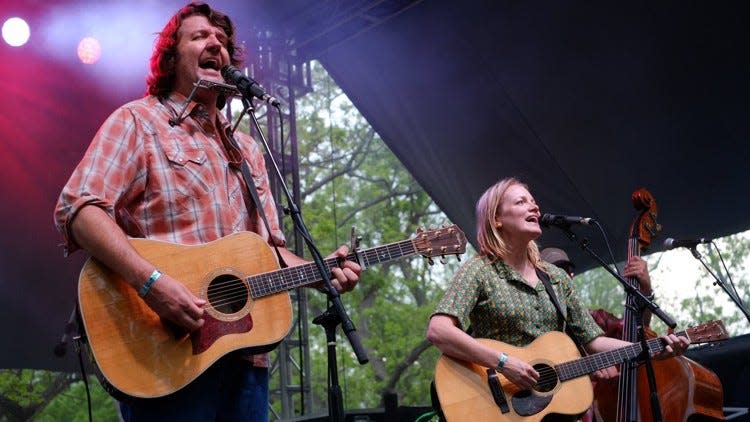 In this undated photo, Bruce Robison and Kelly Willis perform at the Old Settlers Music Festival. Event producers have announced a pause for 2024 and a plan to sell the homestead they purchased in Dale.