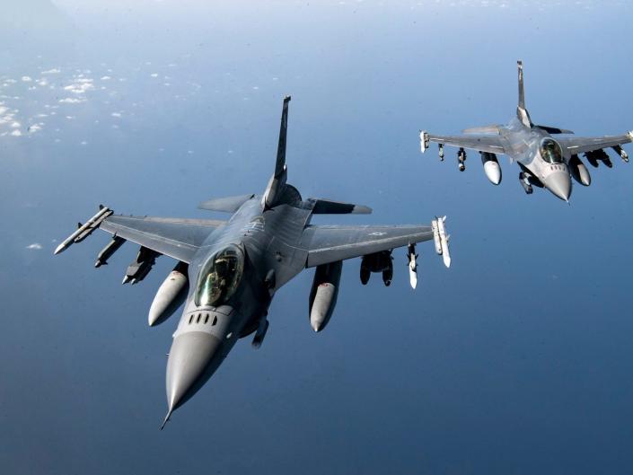 Two US Air Force F-16 Fighting Falcons