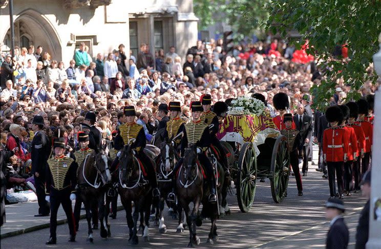 LONDON, UNITED KINGDOM - SEPTEMBER 06: The Coffin Of Diana, Princess Of Wales, On Its Journey To Westminster Abbey, London. (Photo by Tim Graham/Getty Images)