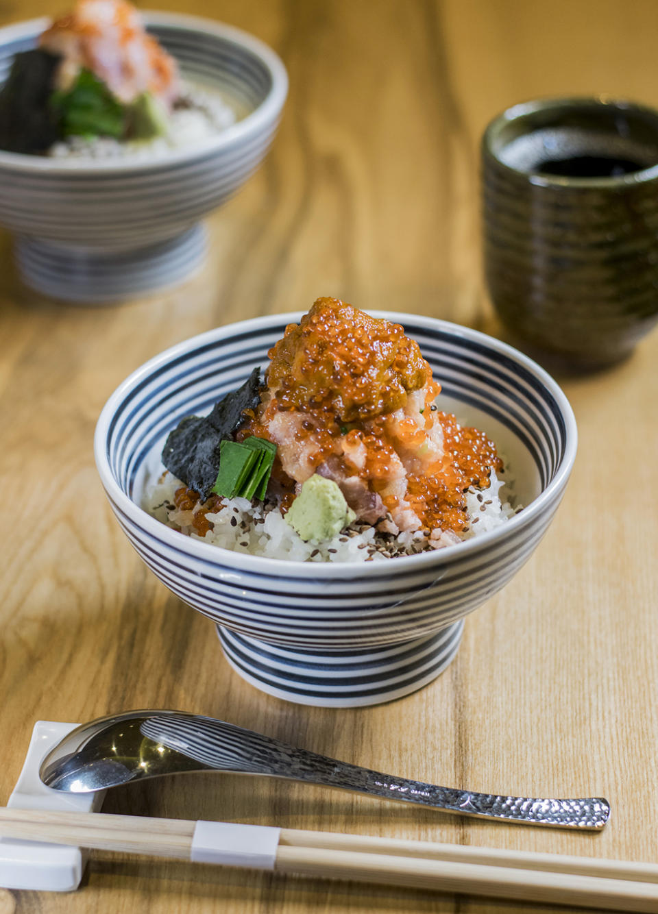 東涌美食︱東京過江得獎丼飯店  名貴「魚生山」飯  配鯛魚湯變泡飯