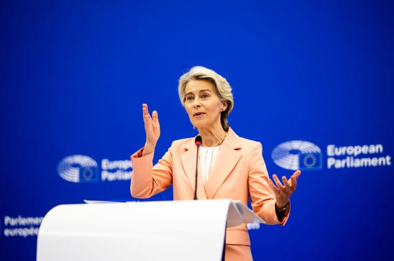 European Commission President Ursula von der Leyen presents her new Commission to media representatives during a press conference after the Conference of Presidents. The heads of state and government had previously nominated candidates for the College of Commissioners. Philipp von Ditfurth/dpa