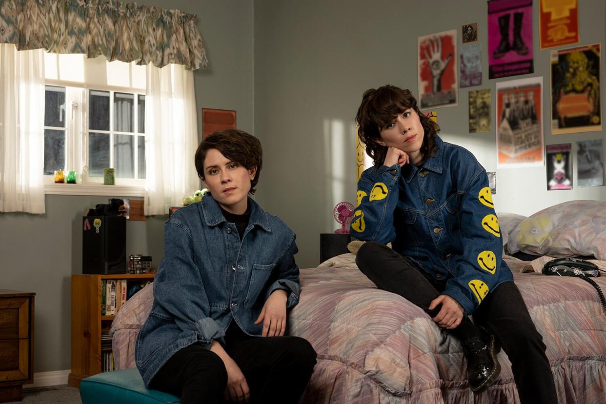 Tegan_and_Sara_Quin_ High School Season 1